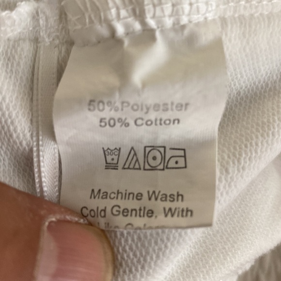 Shein white women shorts 🩳 size small - Picture 5 of 5